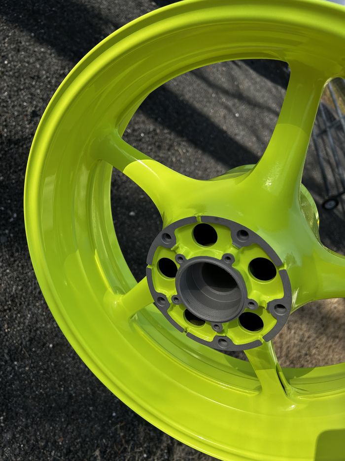 Rims powder coating by Pasadena Powder Coating