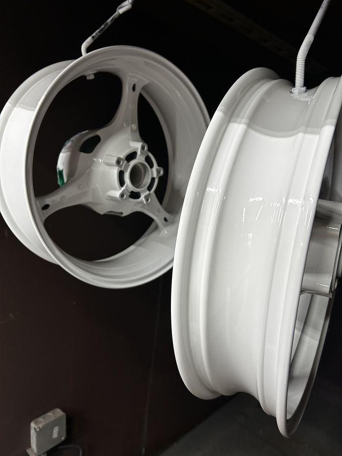 Rims powder coating by Pasadena Powder Coating
